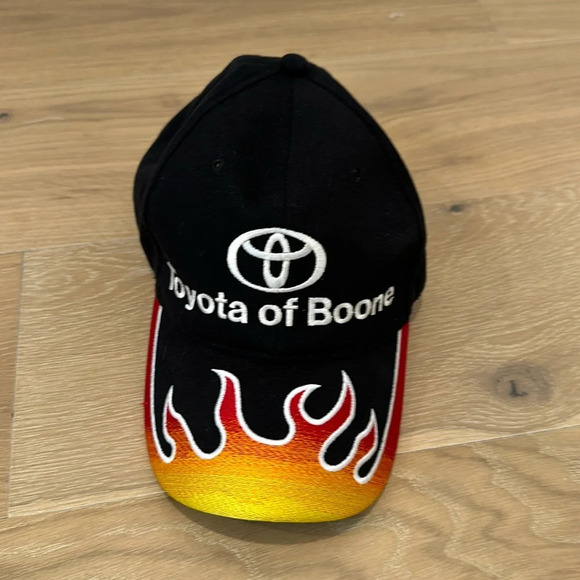 Toyota Flame Embroidered Hat Ball Cap Automotive Car Guy Moto Fire Vintage Boone - Picture 1 of 5